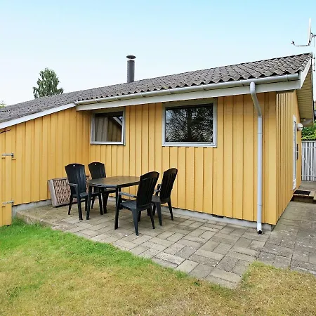 Сasa de vacaciones Two-bedroom Holiday In 6 *