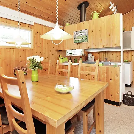 Two-bedroom Holiday In 6 Сasa de vacaciones *
